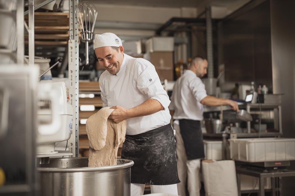 Bäcker bei der Arbeit